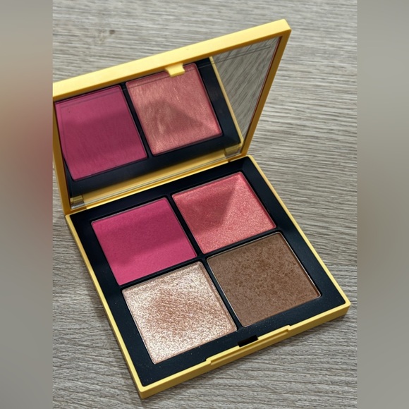 NARS - Picture 8 of 8